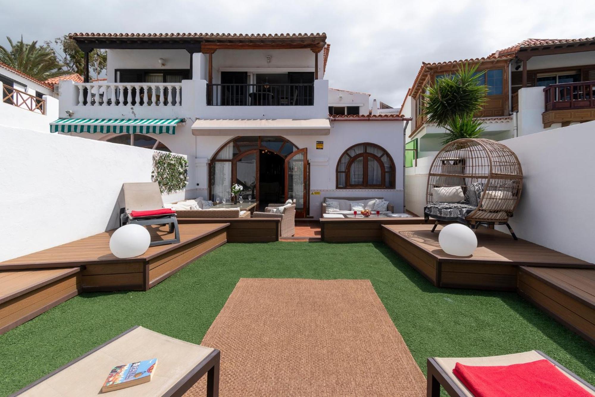 Villa Tricia 6 Bedroom Las Americas Playa de las Americas  Eksteriør bilde