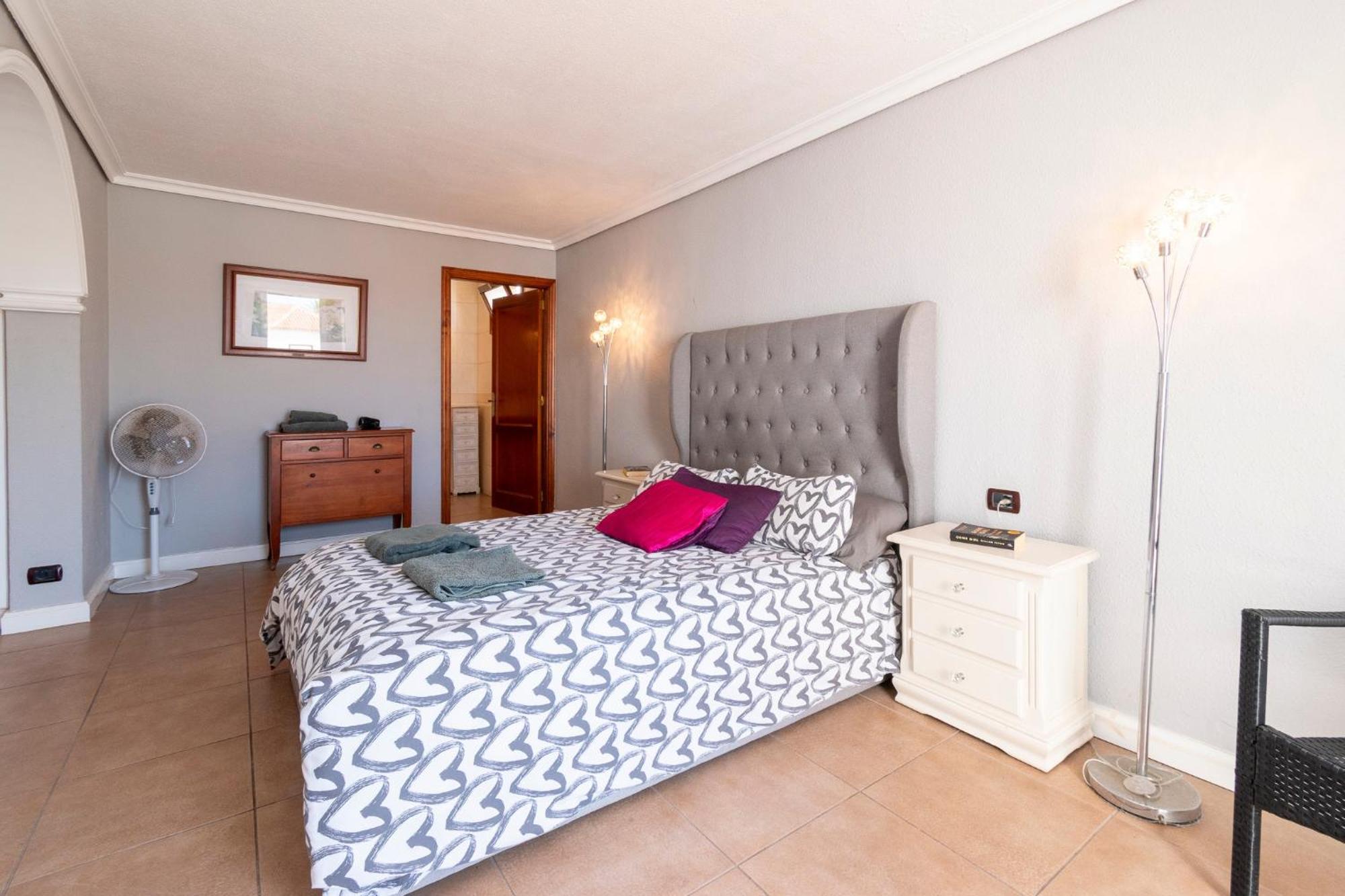 Villa Tricia 6 Bedroom Las Americas Playa de las Americas  Eksteriør bilde